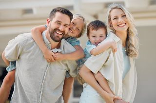 © CoetzeeRising/peopleimages.com - Adobe Stock.com Foto: Familie